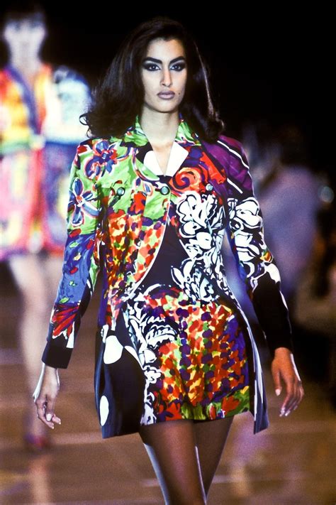 tribute versace model|gianni versace 90s.